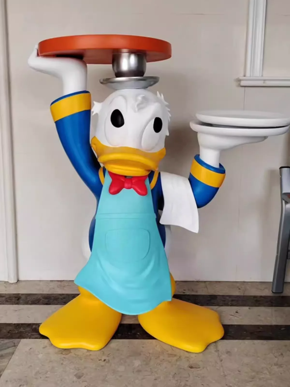 Donald Duck Resin Sculpture Interior Decoration Collection Fiberglass Sculpture
