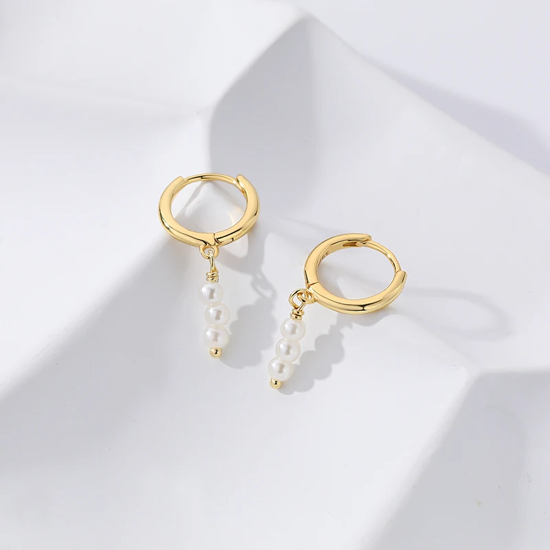 Fashion dainty  hoops ear jewelry S925 sterling silver 18k gold plated pearl drop earrings huggies for women