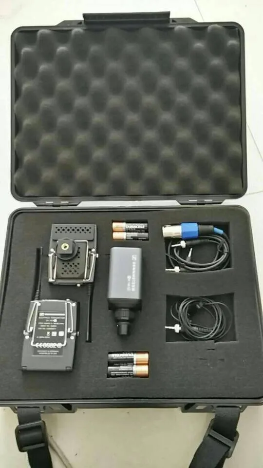 IP67 Hard Shell Case With Shoulder Strap Customizable