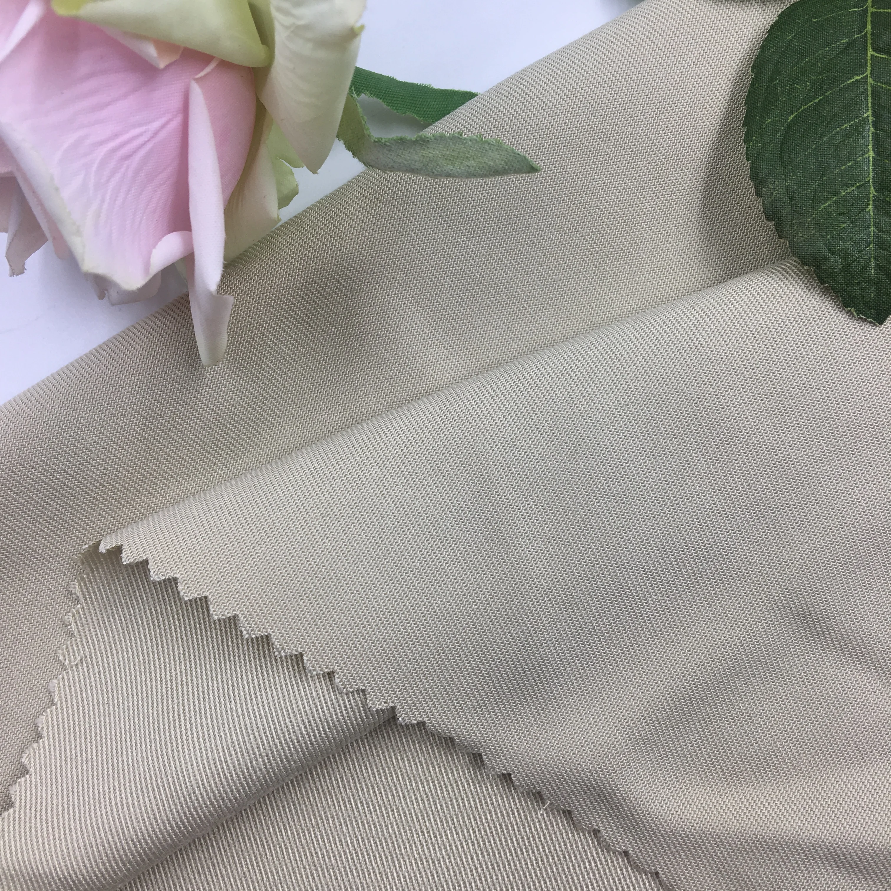 Оптовая продажа Lenzing proviscose 21С 3/1 саржа 210GSM Тенсел и вискоза смешанные ткани на твердом, так и с принтом