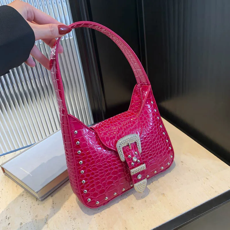 Alibaba hot selling ladies pu leather rivet purse and handbag women fashion pu leather underarm shoulder bags