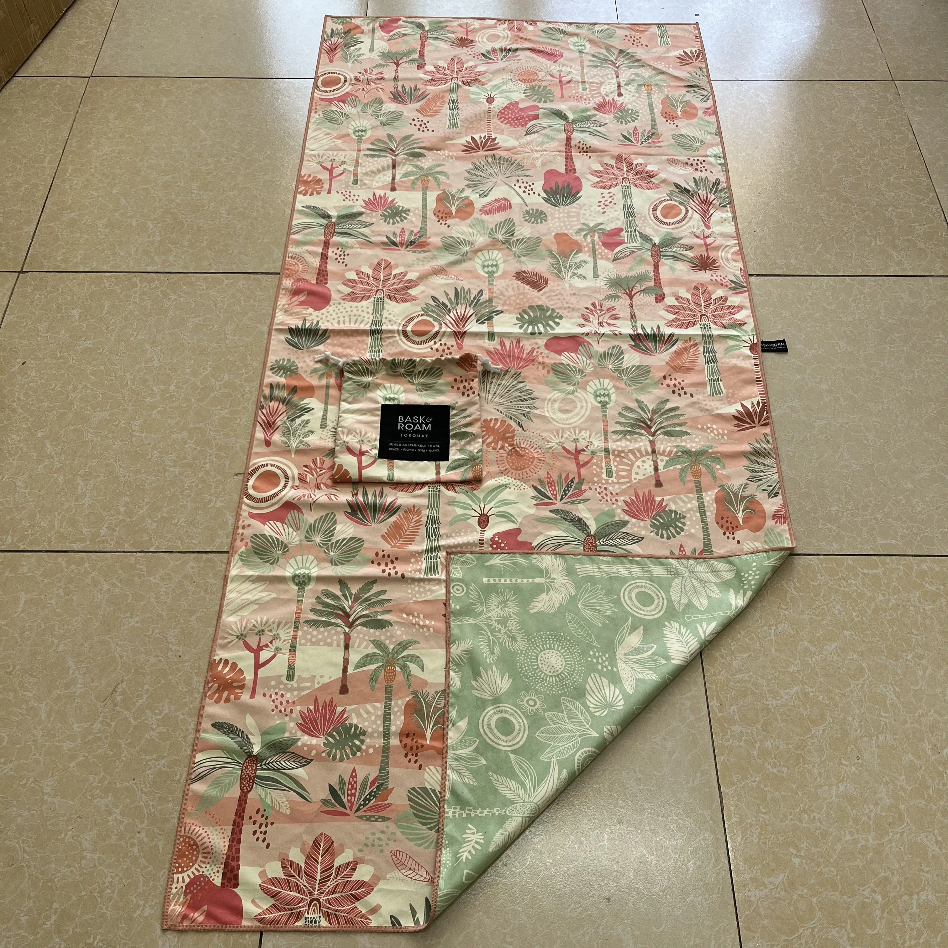 High Quality Microfiber Two Side Printed Beach Towel Quick Dry Sand Free Proof Recycled Beach Towel