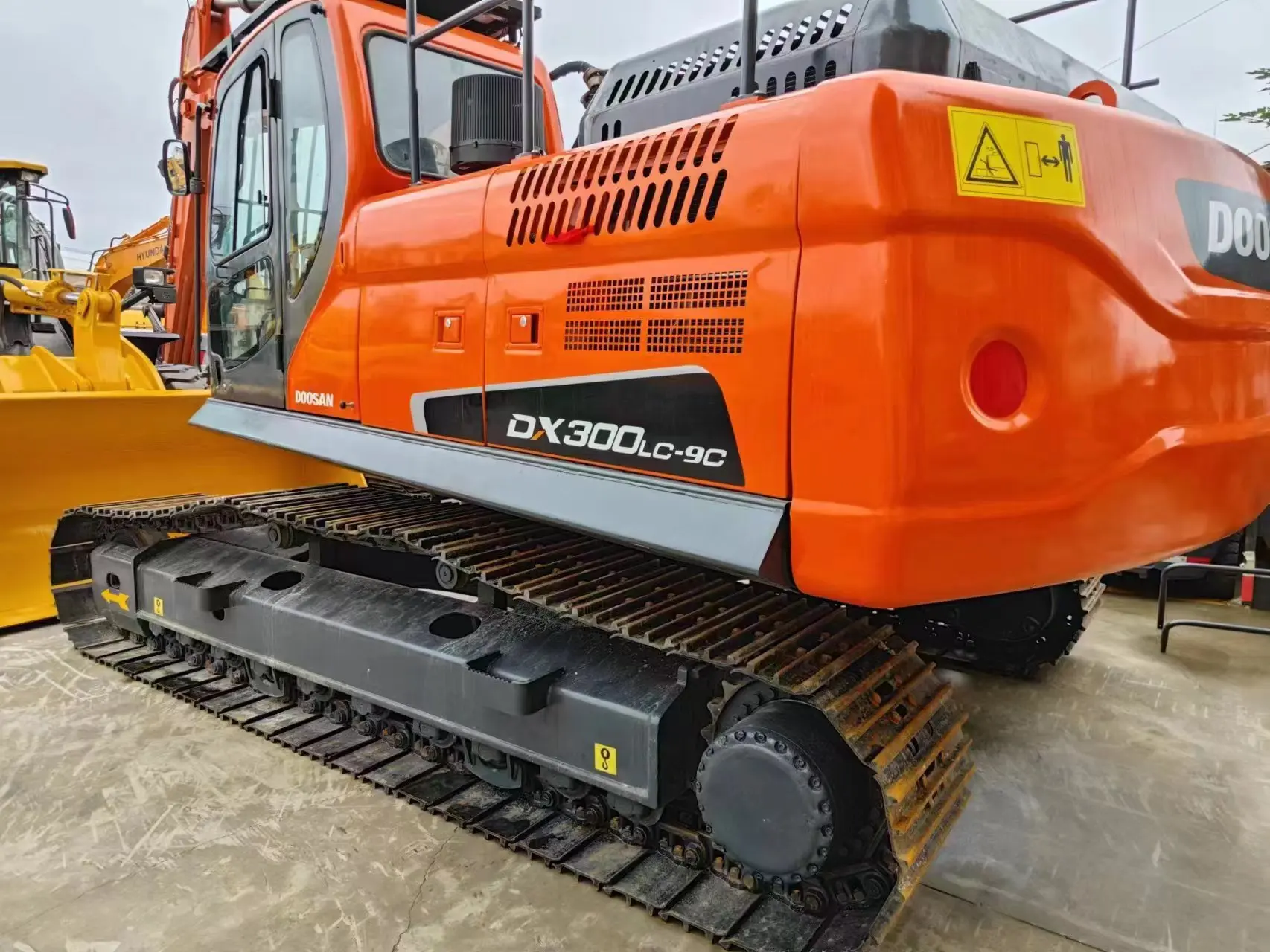Подержанный двигатель Doosan DX300LC-9C Евро 5 EPA год 2020 большой экскаватор ферма сделано в Японии
