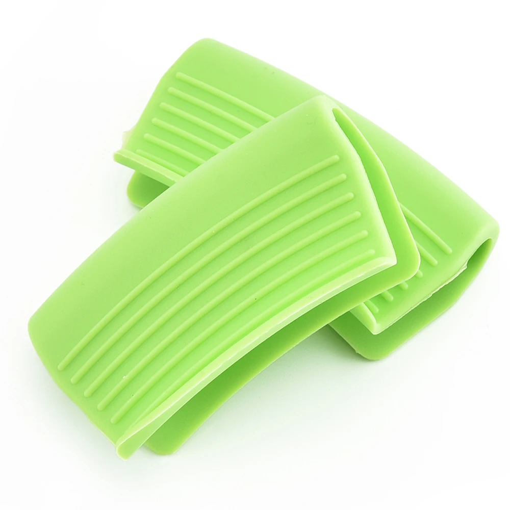 Factory Tik  Tok Hot Selling Factory Heat Insulation pot handle silicone Mini Oven Gloves