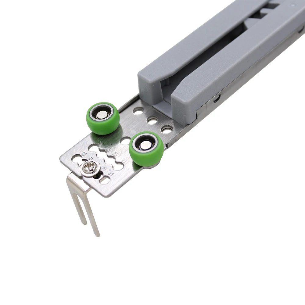 Two-way design soft close damper for wardrobe door