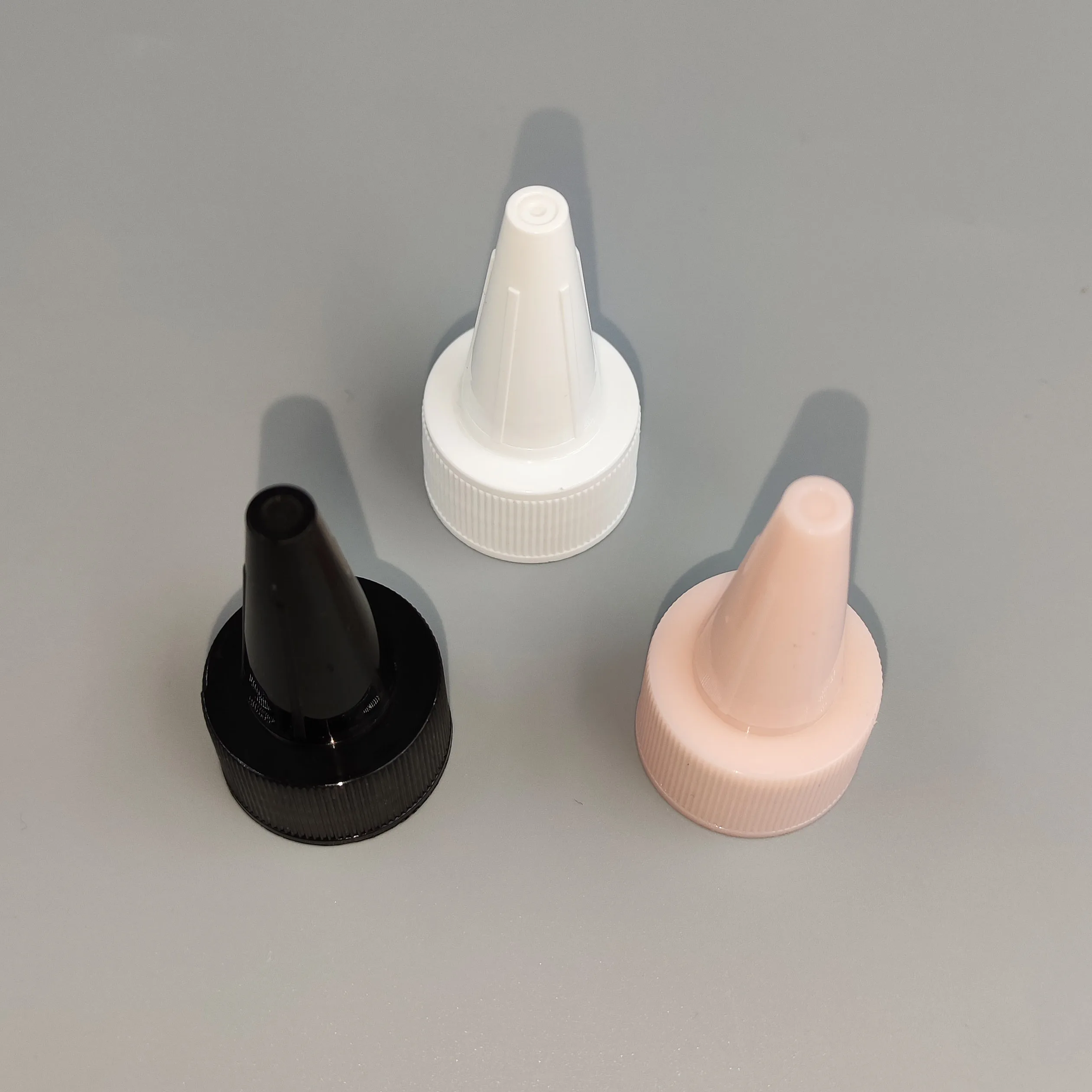 Customized color plastic nozzle 18/410 20/410 24/410 28/410 twist top cap plastic screw sauce bottle cap