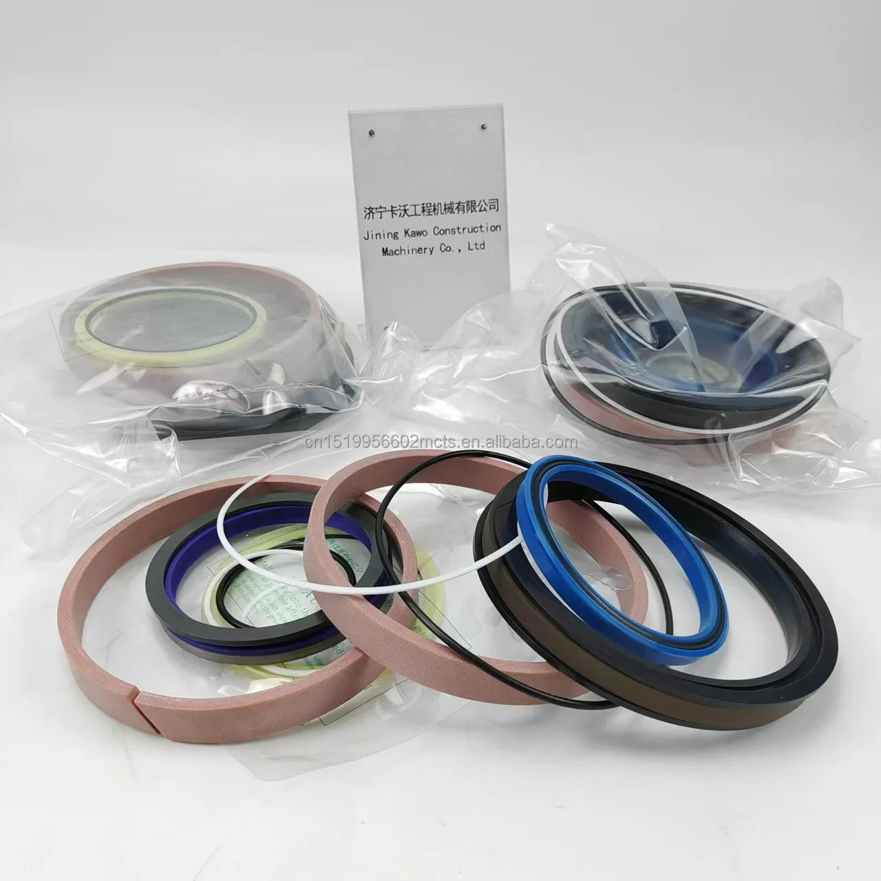 Komatsu Wheel Dozer WA500-3  Service Kit For Lift Cylinder 707-99-74140 Komatsu  Wheel Dozer Parts Komatsu  Parts