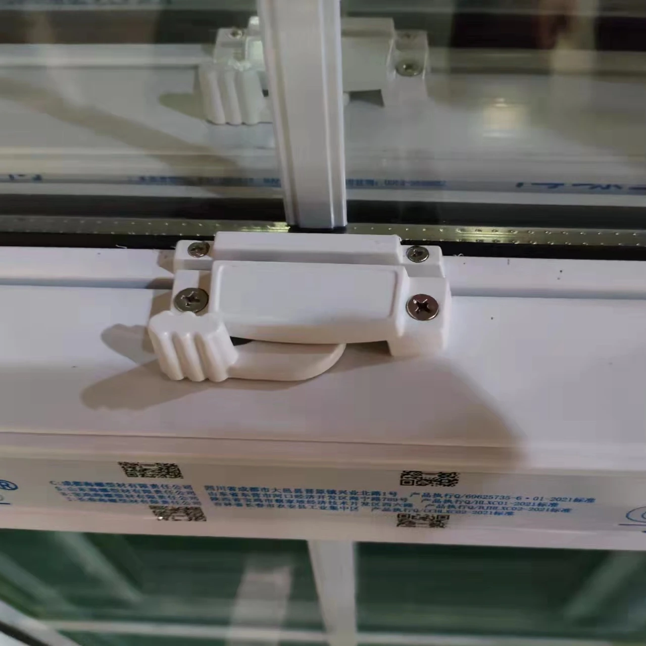 Best price UPVC vertical sliding windows with double glass for house ues manufacturer