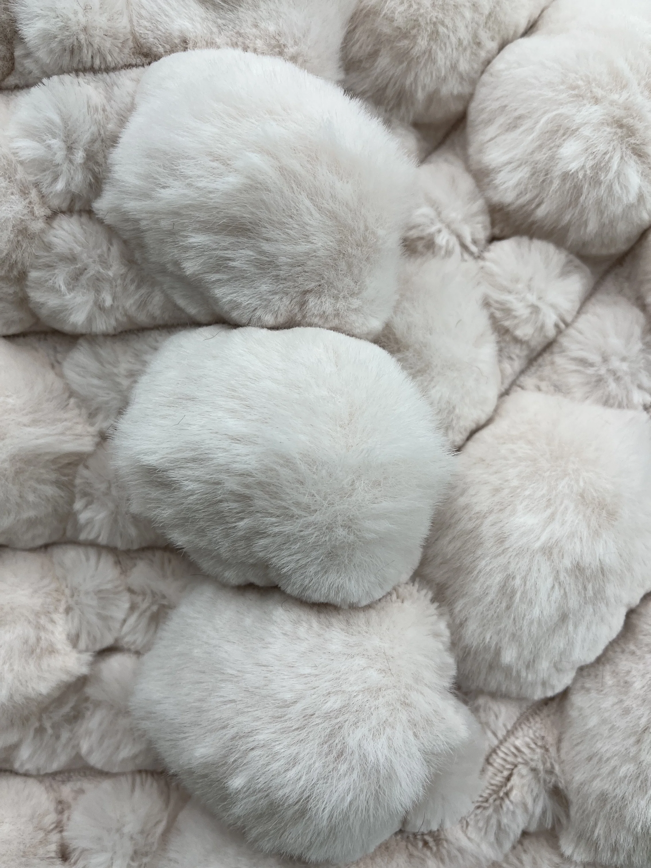 Fluffy Comfortable Jacquard Spandex Stretch Fabric Rabbit Faux Fur Fabric For Throw Blanket/Coat/Shawl