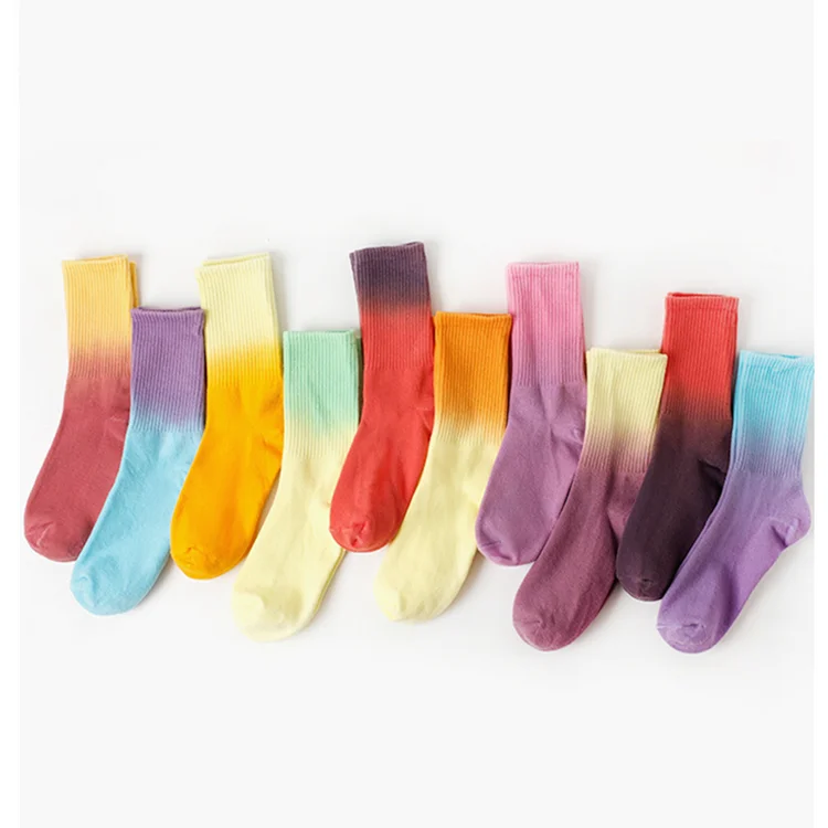 Loose Slouch Unisex Mid Calf Socks Fashion Gradient Sport Socks Tie Dye Crew Cotton Socks For Man And Woman