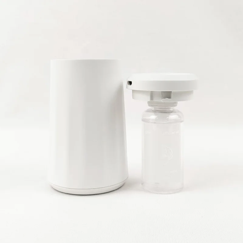 Luxury Button Operation Plastic Case Glass bottle Car Air Freshener with timer car perfume diffuser