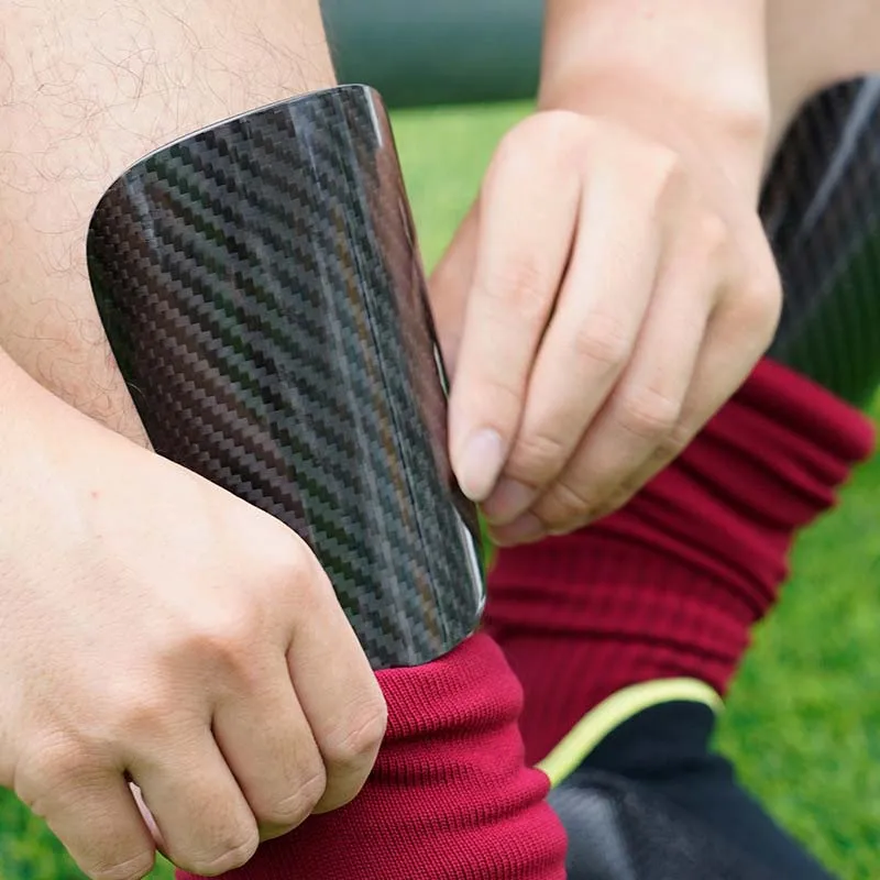 Wholesale custom Design shin pads Professional Safety Wear Carbon Fiber football shin guard