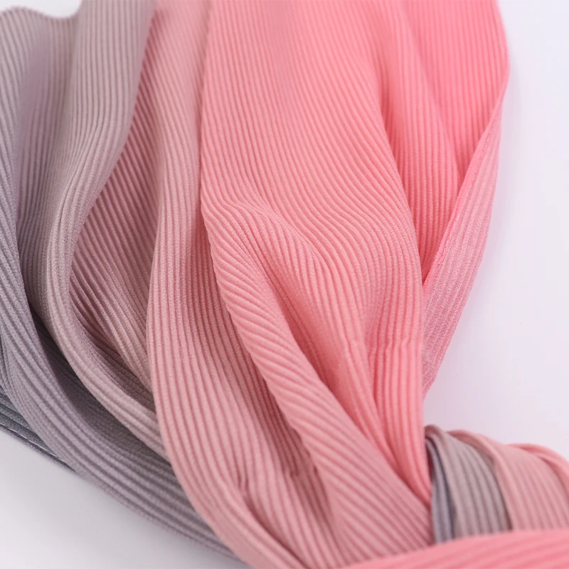 Custom Malaysia Hot Selling Pleated Shawl Premium Mini Ombre Pleated Chiffon Hijab