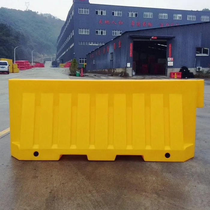 HONGQIAO 2000mm Plastic Water Filled Road Safety Barrier Crash Barrier