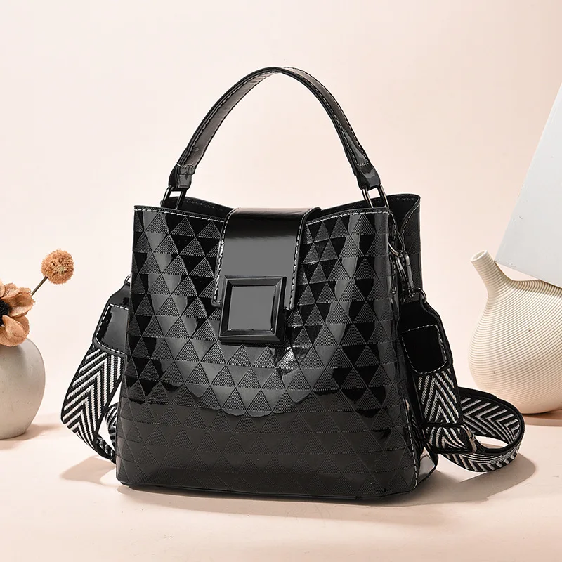 ladies shoulder women small cheap bucket black girl classic messenger crossbody handbags with tassell