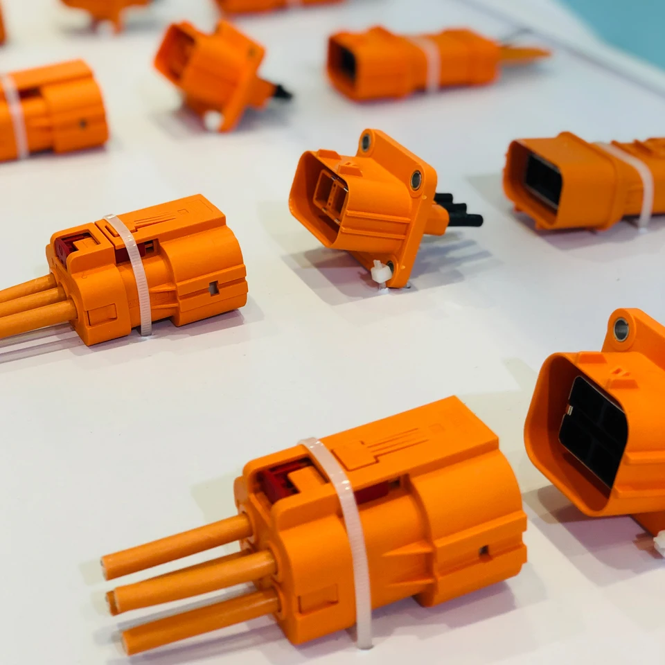 Высококачественные разъемы для шин высокого напряжения, высоковольтный изоляционный разъем для пирсинга