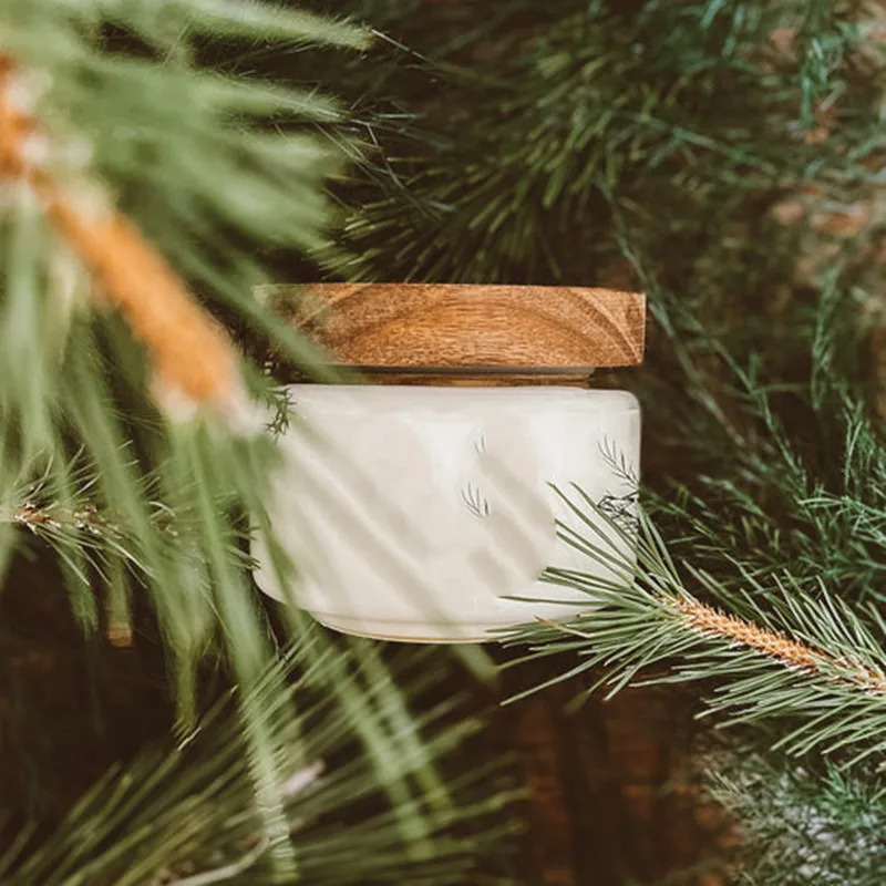 Customized Unique Empty 10oz 12oz 20oz glass jars  Heat resistant 3 wick candle vessels with wooden lids for candle making