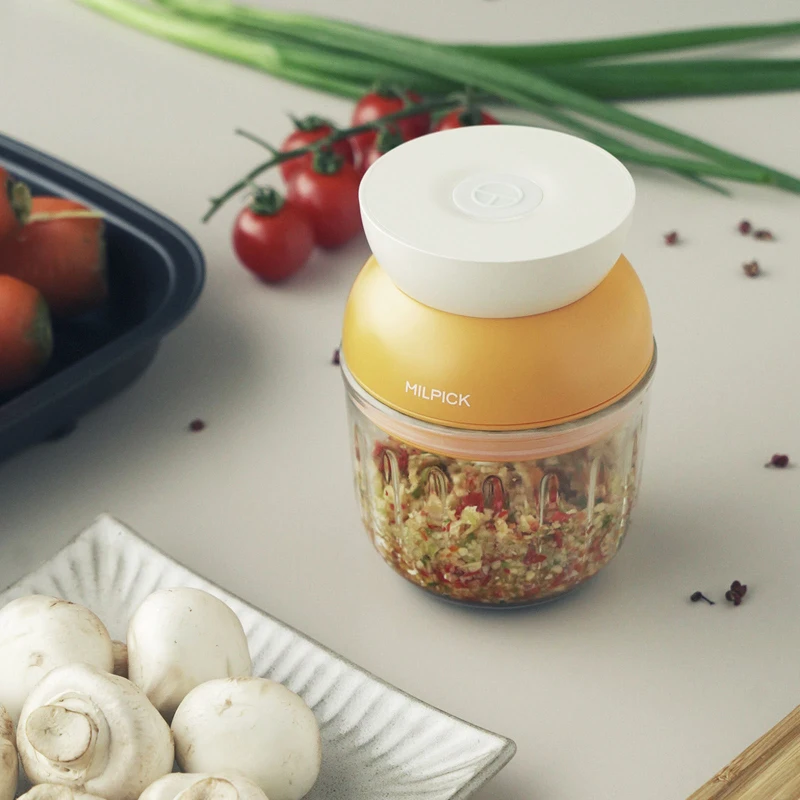 Multifunctional household USB portable vegetable garlic cutter masher automatic electric mini food grinder garlic chopper