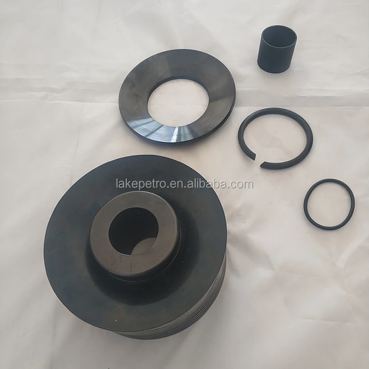 Piston assembly (18)