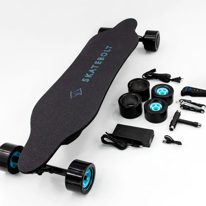 
USA Dropshipping wholesale SKATEBOLT Breeze II All terrain off road Wireless Remote Dual Hub Motor Electric Skateboard for sale 