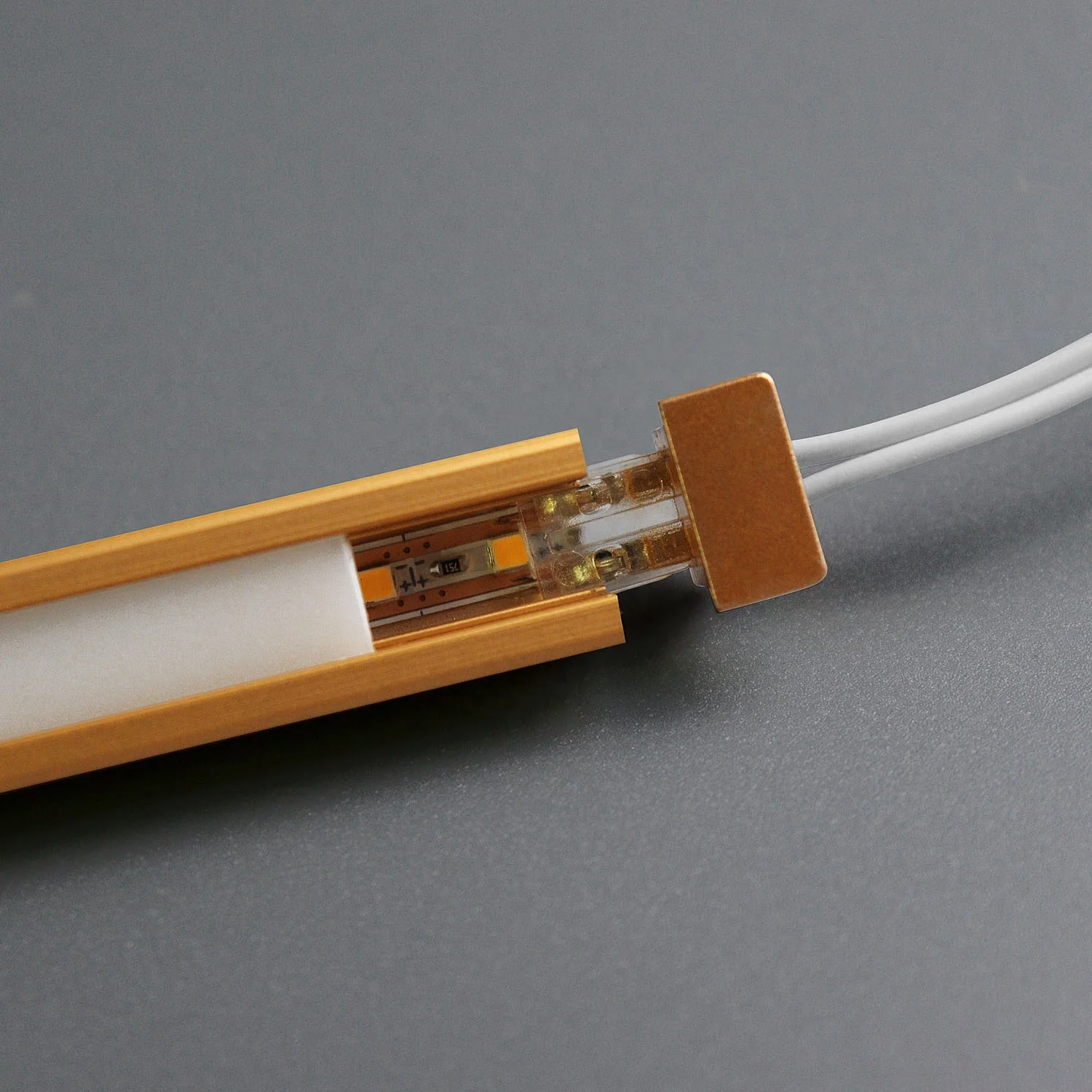 Super Bright OEM&ODM Indoor Lighting LED Aluminum Shop Lights LED Aluminum Profile