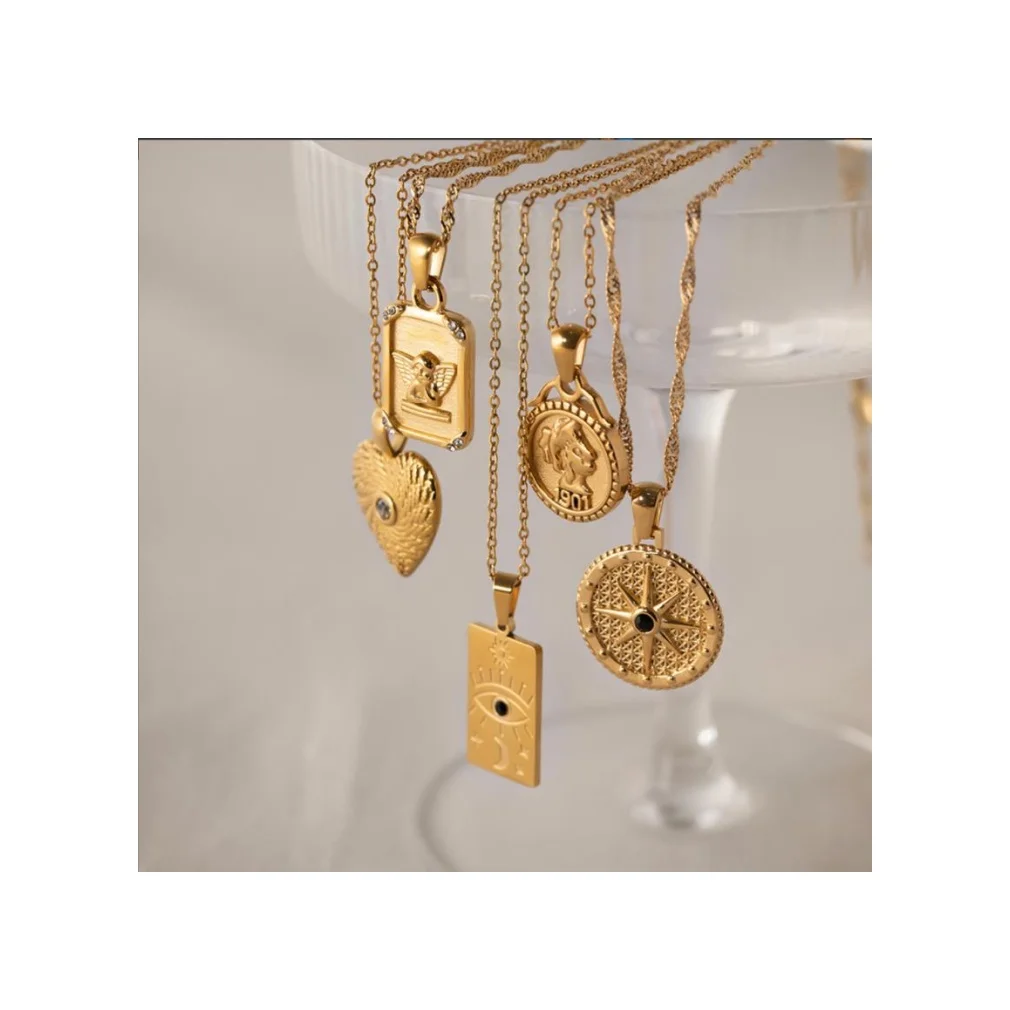 18k Gold Plated Vintage Jewelry Stainless Steel Heart Angel Eye Round Elizabeth Coin Signet Fashion Necklaces Fine Jewelry
