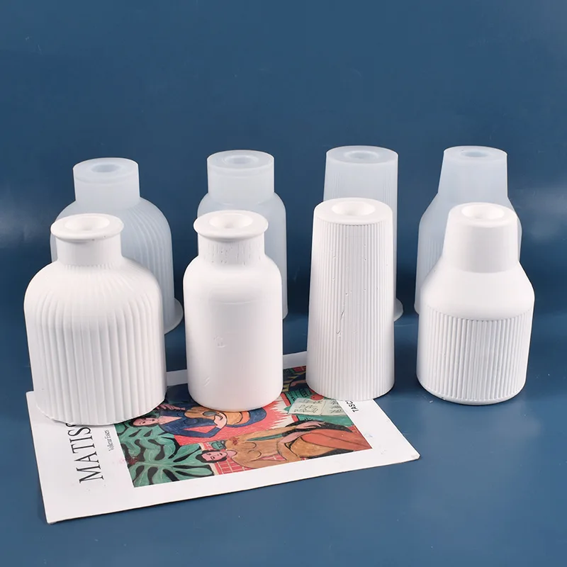 DIY three-dimensional round vase decoration abrasives cylindrical section stripe flower vase silicone mold