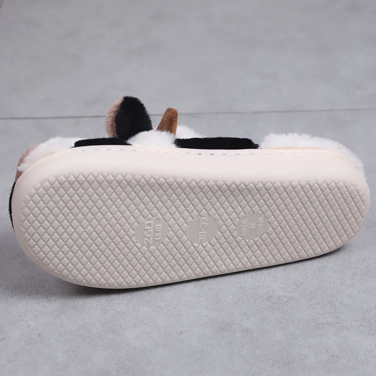 Wholesale cute cow cute winter plush slipper home indoor heel home cow slippers