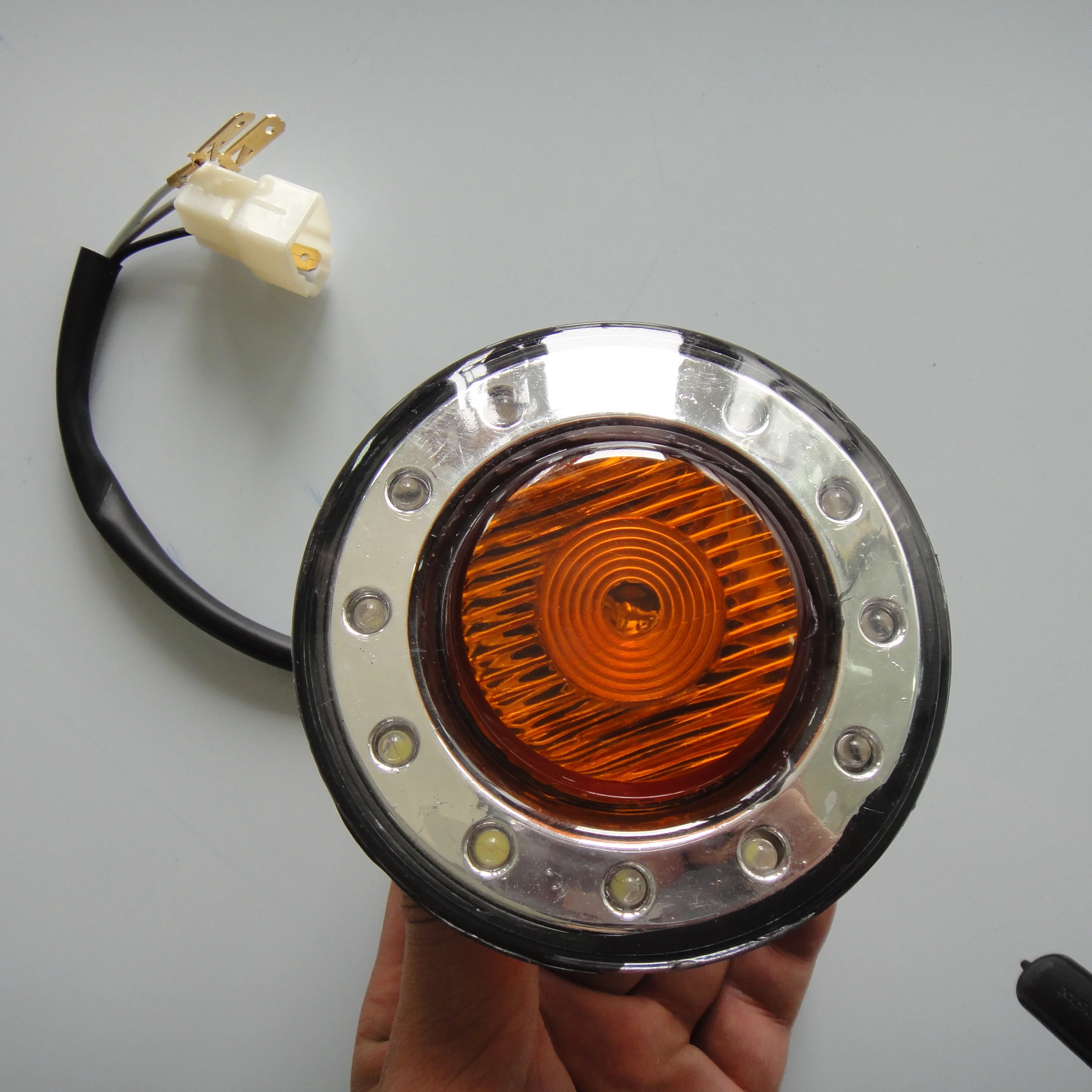 Bus Spare Parts Bus Lights Round Tail Light for ZK6119&6129 HC-B-2083