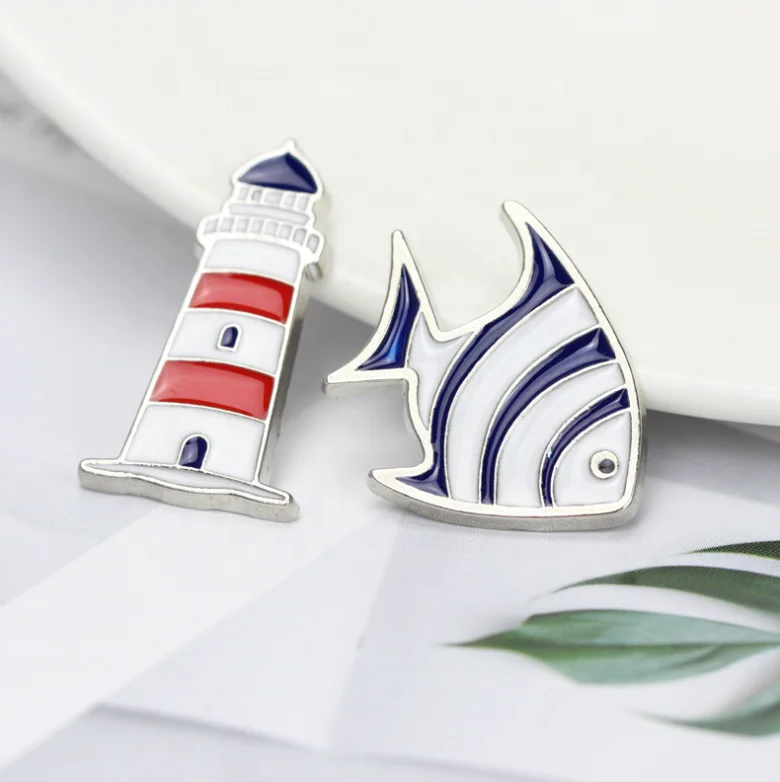 wholesale stock nordic style custom dripping oil Sailboat rudder metal lapel badge brooch pins with clasp cluth