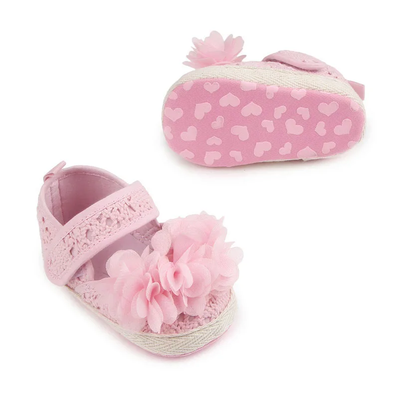 Wholesale crochet fancy baby shoes flower design for baby newborn shoes