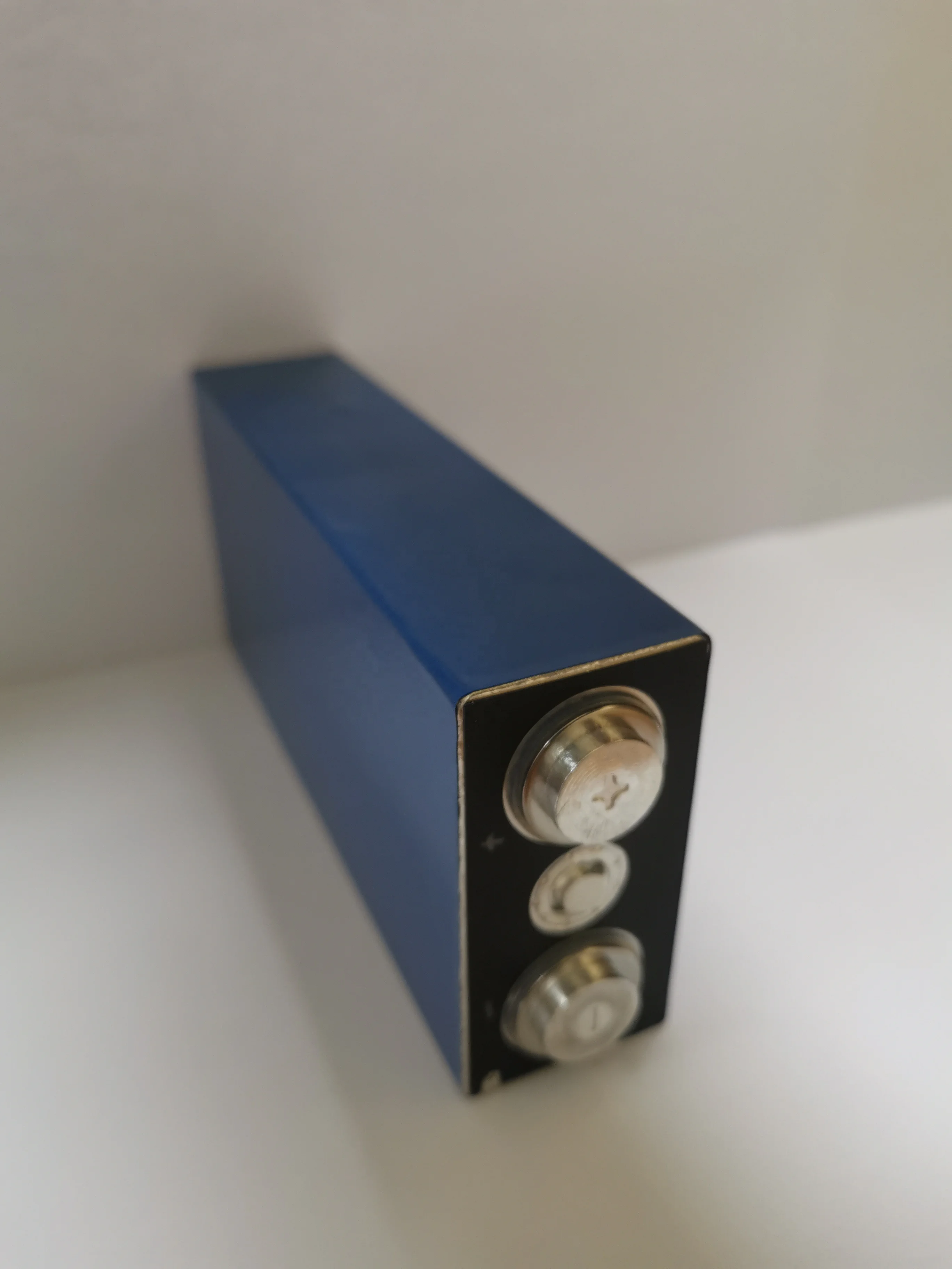 prismatic 3.2v 30Ah LiFePO4 battery cell 2000 cycles for two wheelers 10ah 12ah 13ah 15ah 20ah 25ah 3.2v