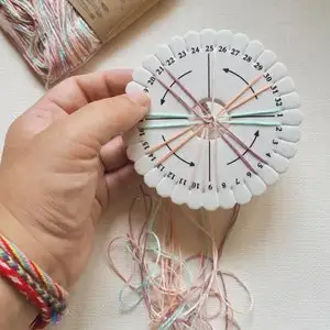 Girls DIY Bracelet Making Kit Jewellery Making Kit Arts for Kids Friendship Craft Kit for 5-12 Years Old Kid Girls toys gift