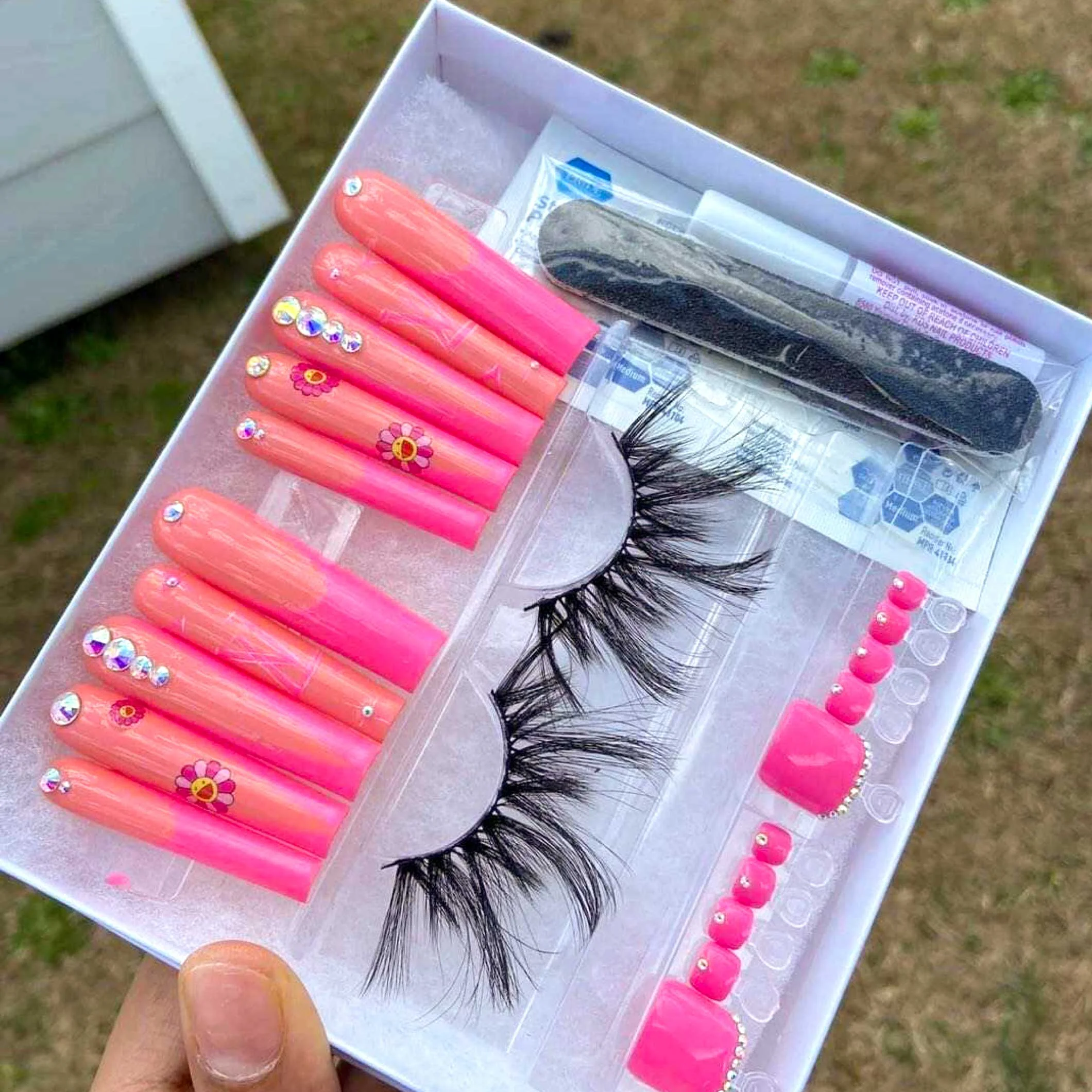 3d Mink vegan eyelash  silk faux mink synthetic false lashes press on nails glue pen eyelash nail press kit