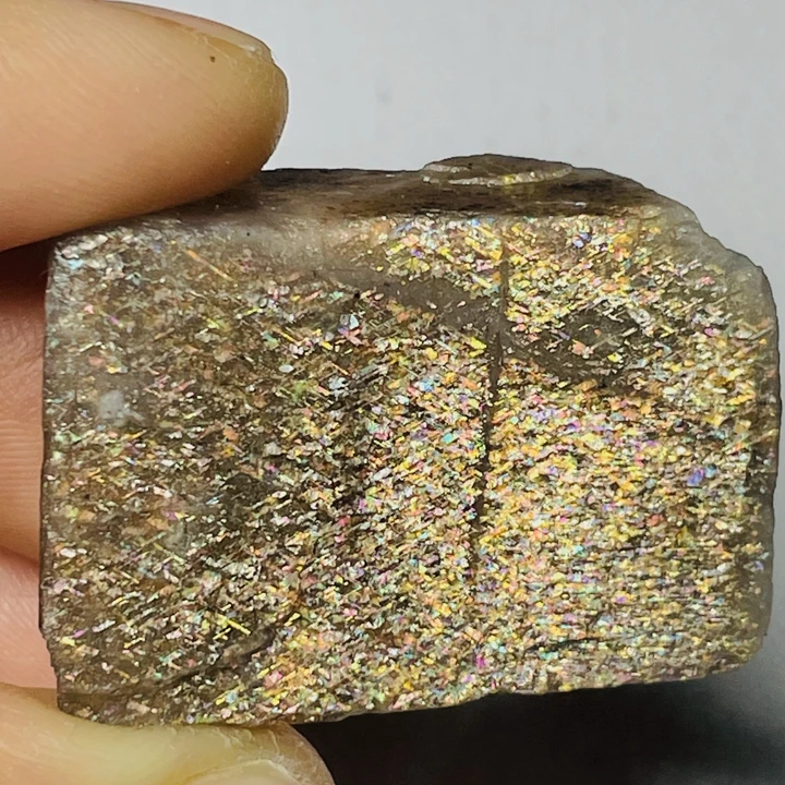 Wholesale natural rough grid Sunstone rainbow Quartz Crystal Gemstone Raw black sunstone for healing stone