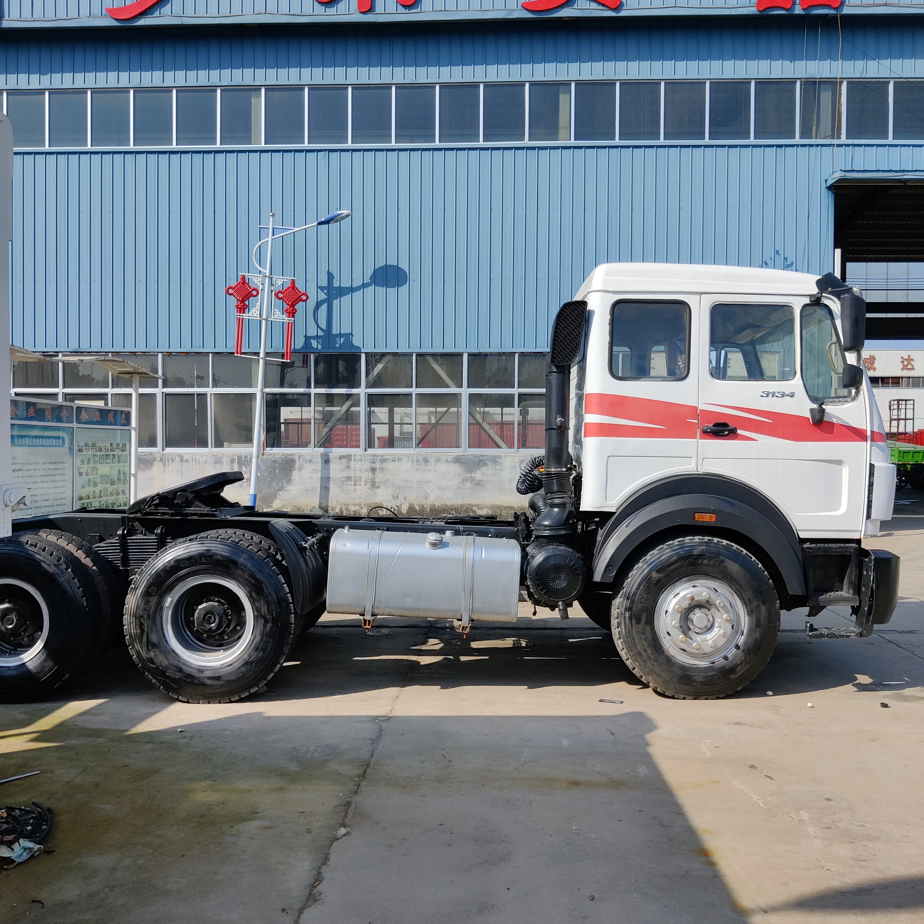 Brand New Beiben 6x4 380hp Tractor Head Truck With High Quality