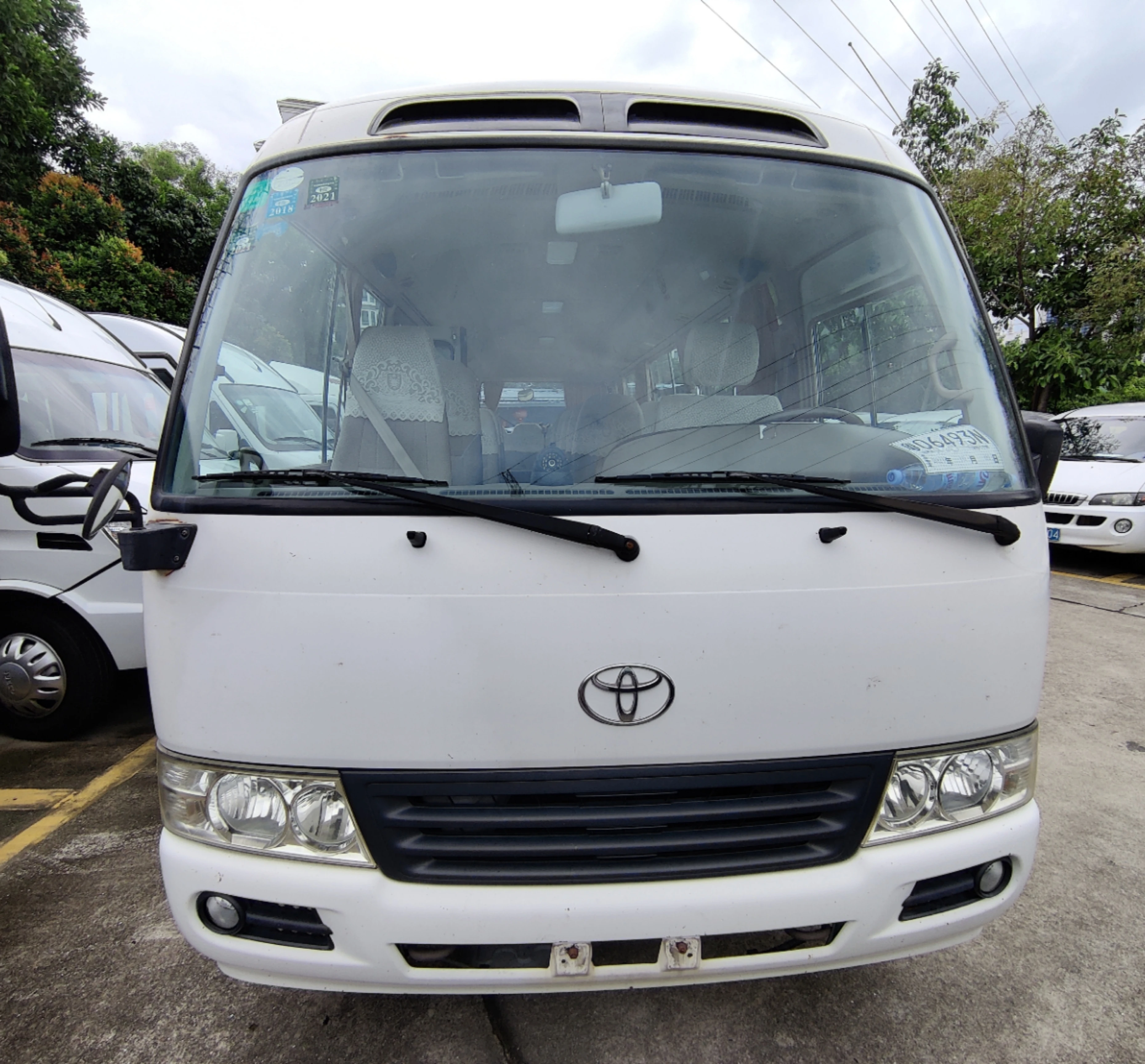 
Second hand 7 meters coaster 23seats 2011year 