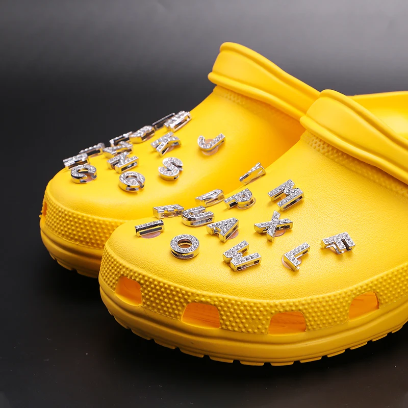 Luxury Charms For Bracelets Bulk Mexican Inspired Croc Charms Decorative Shoes Metal Buckle For Women Sandals