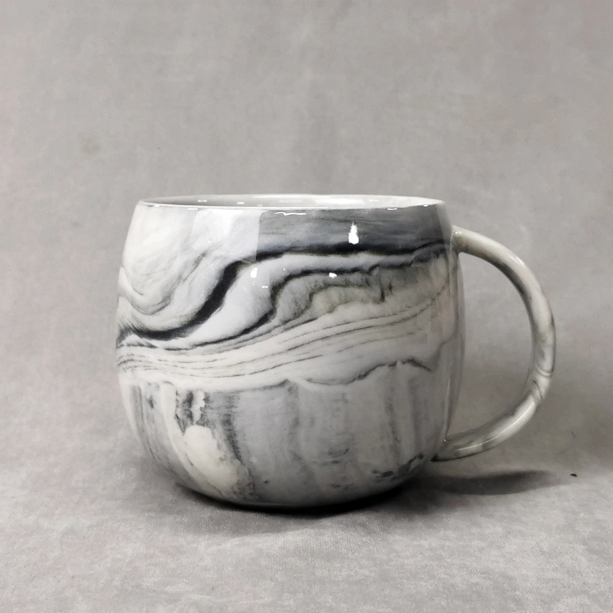 
Promotional ceramic mug with customized logo printing Competitive Price 