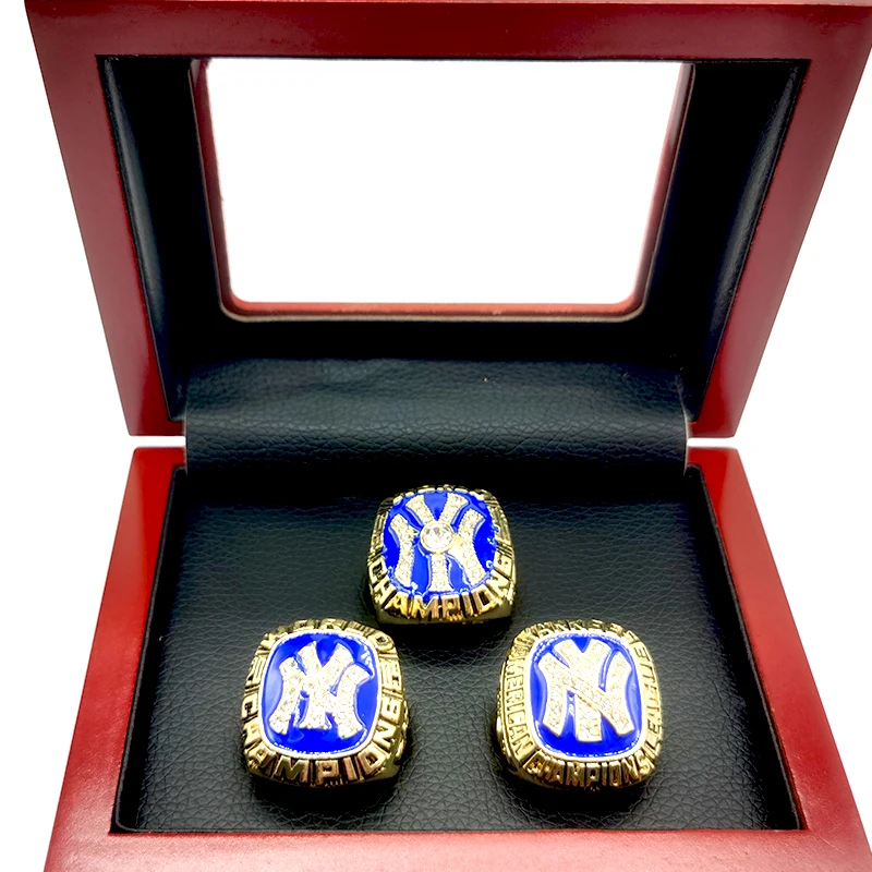 NEW YORK Yankee s Championship Rings Set with Display box