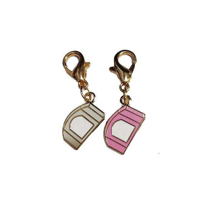 Custom Metal Keys Enamel Keychain Gold Plated Hard Enamel Charm with Gold Keychain