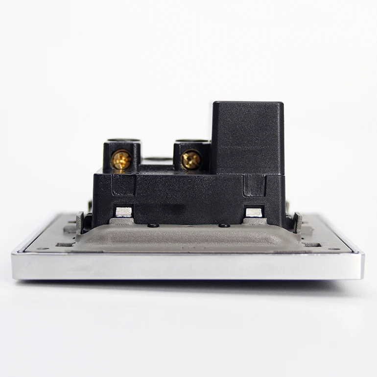 Modular 3-pin Universal + 2-pin Power Supply Smart Hotel Home Use Electrical Wall Socket with Wall-mounted 2 USB Charging Outlet