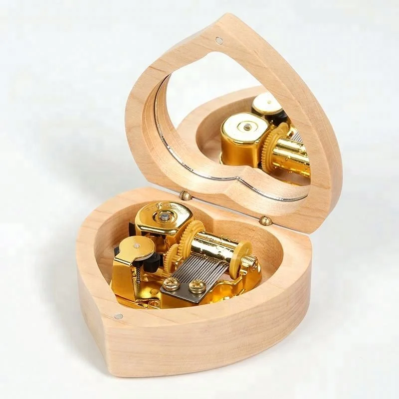 Latest Style Romance Heart Shape Wooden Music Box
