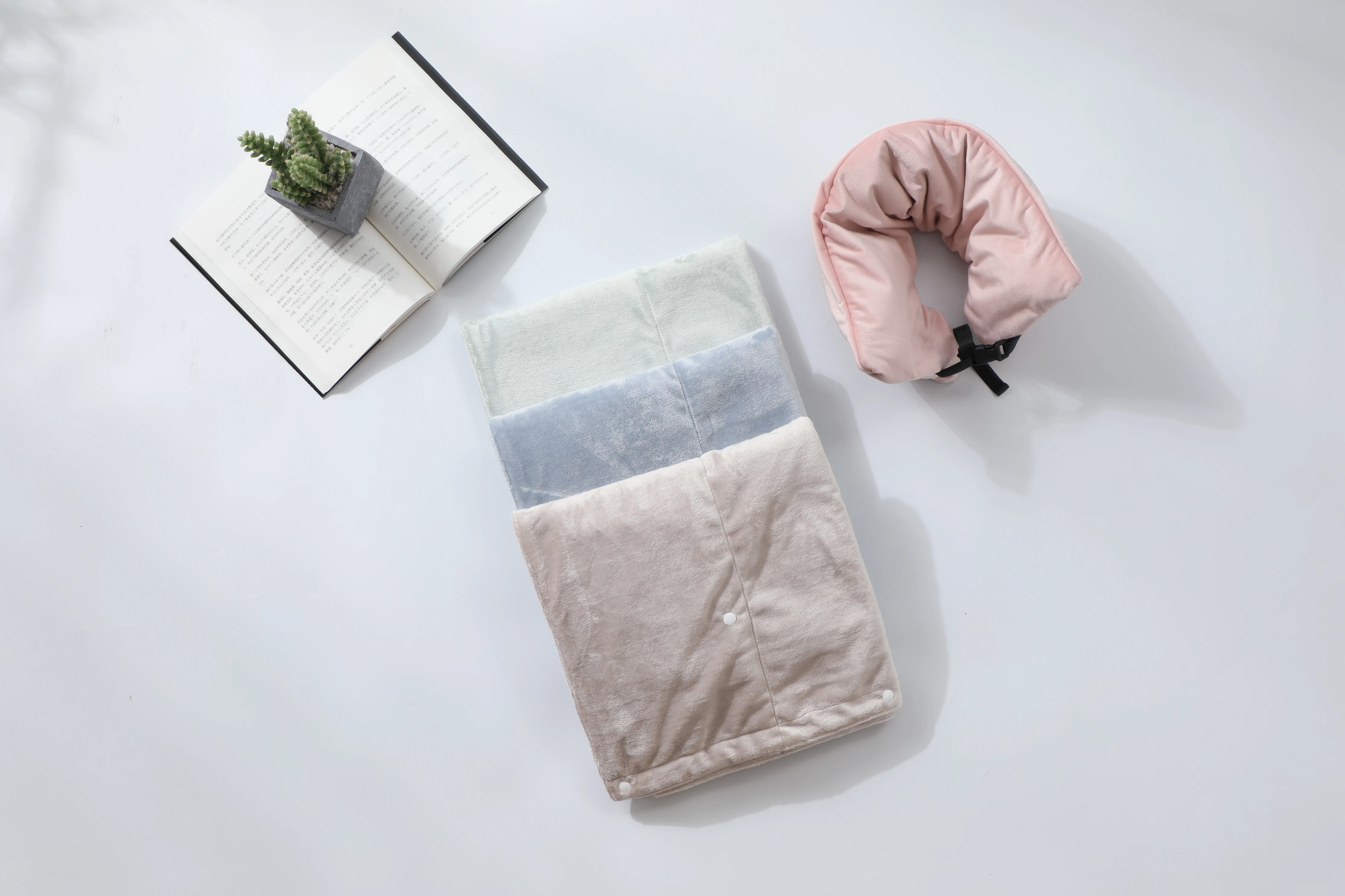 Hooded Throw Shawl With Sleeves Sherpa Hood Wearable Blanket For Adult