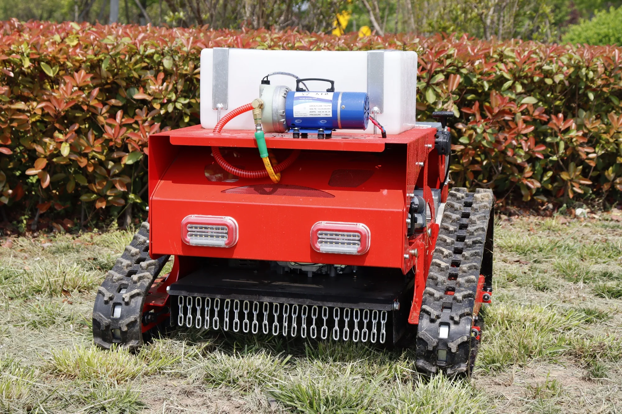 Gasoline Turf Cutter Grass Lawn Mowers for Sale Made in China Sod on Mower Tractor