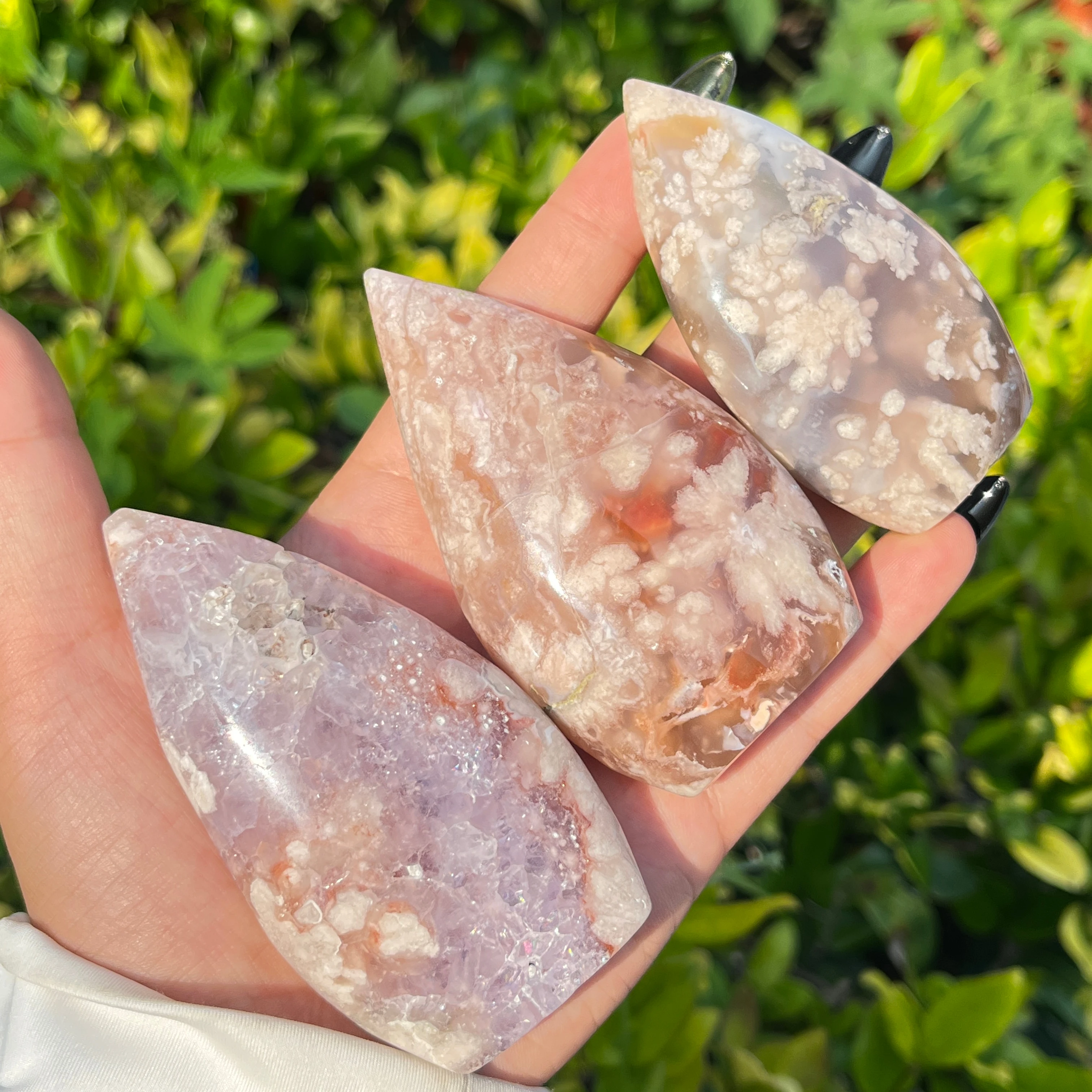 Wholesale Fanshi Natural Pink Flower Agate Teardrop Gemstone Polished Flame Crystal Crafts for Home Decoration Healing Gift