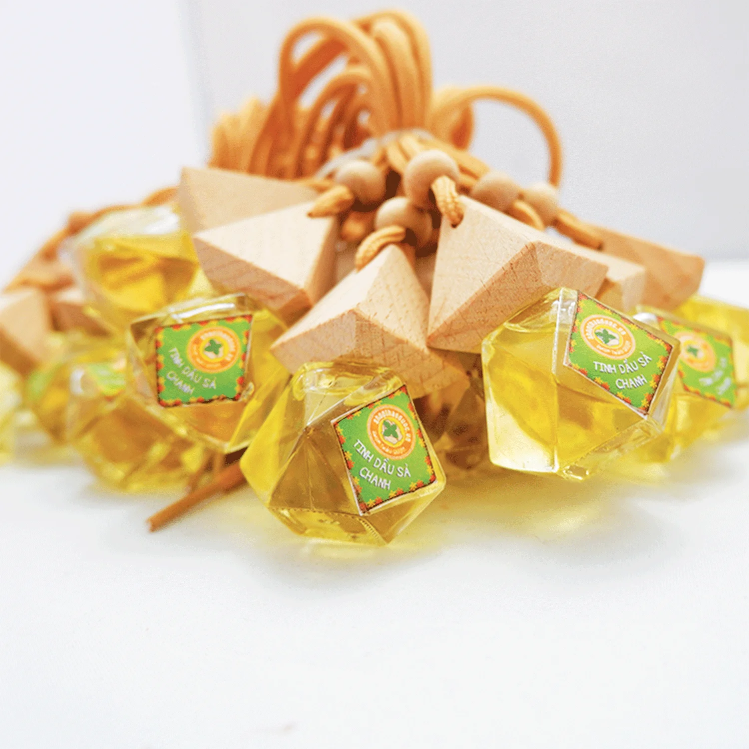 
Lemongrass Essential Oil 8ml 100% Natural Product From Viet Nam Good Smell Relaxing High Quality V-Store 