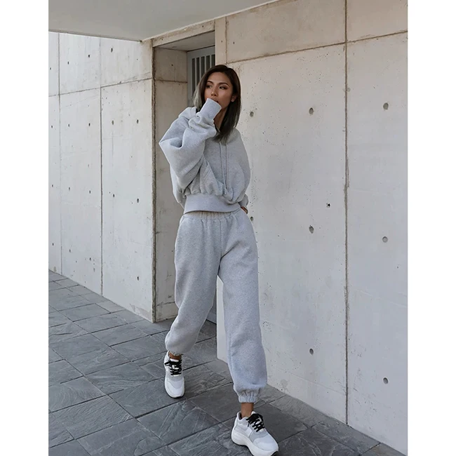 2024 Fall winter casual sports female hoodies high quality slight crop comfy fabric hoodie and sweat pants