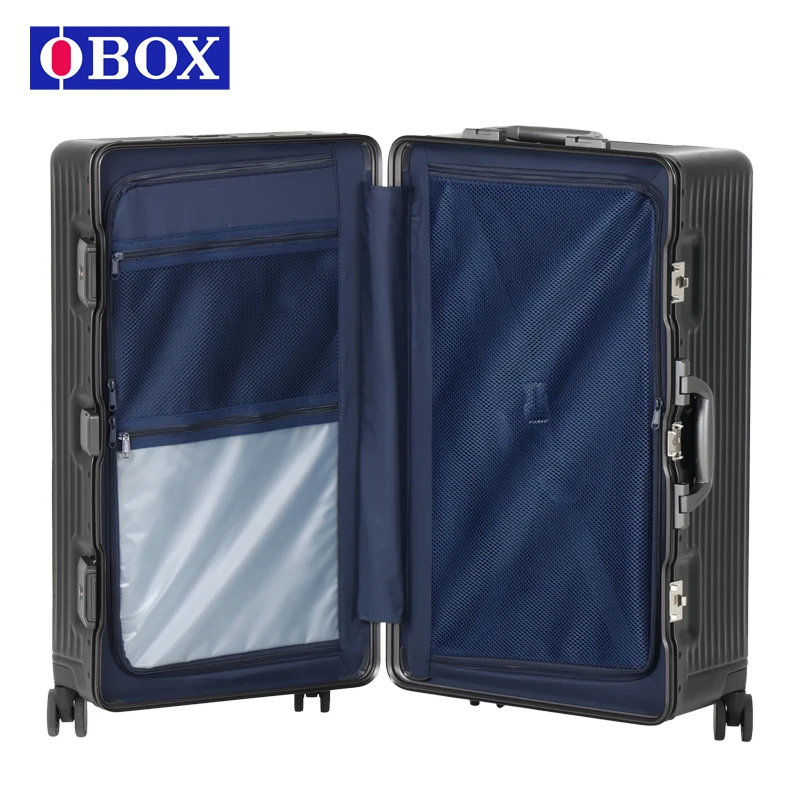 Hot sale Custom Large capacity Luxury  Trolley Outdoor Luggage with with USB interface for travel and sport Black