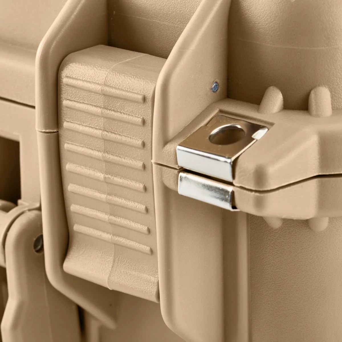 IP67 waterproof injection molding hard plastic case equipment tool carry case